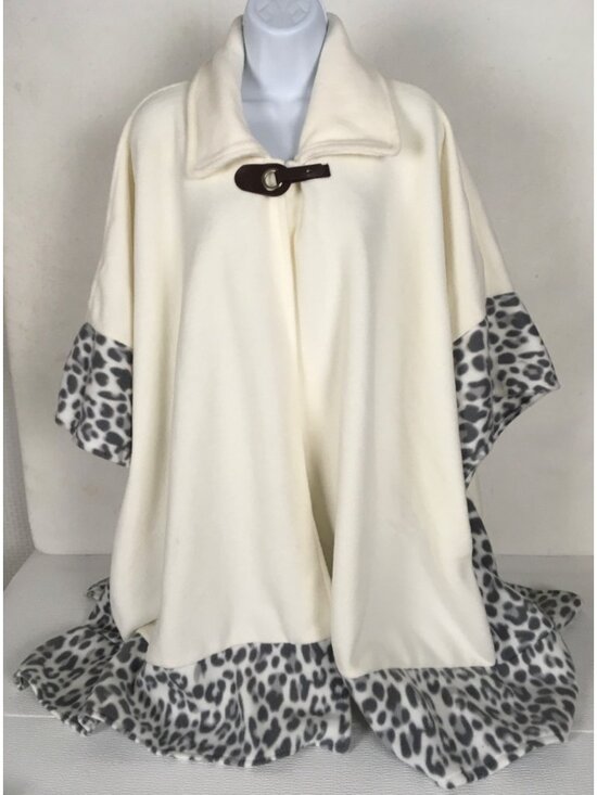 Lemoda Jackets & Blazers - LeModa Poncho Women One Size Fits All White with Gray White Leopard Print New
